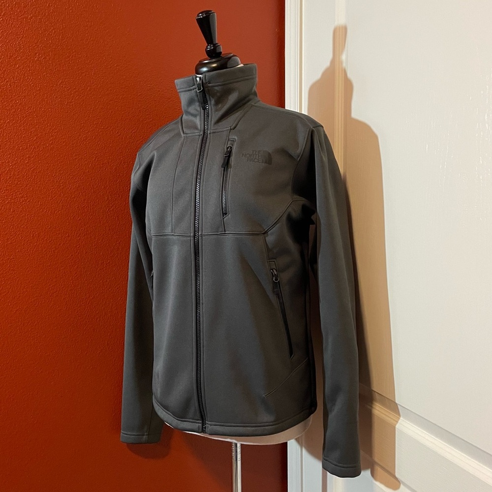 The‎ North Face Men’s The Apex Risor Dark Gray Soft Shell Windwall Jacket
